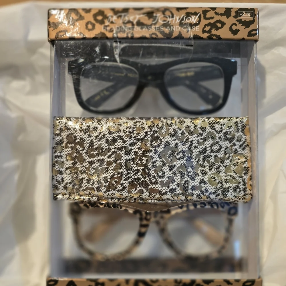 Leopard Print Glasses Set